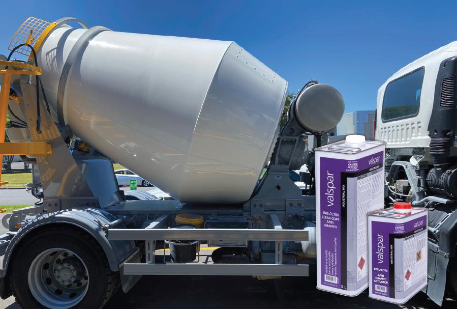 Valspar Industrial Mix CC700 Anti-Graffiti Clearcoat on Holcim Concrete Repaint